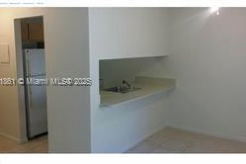 Condominio en venta en Greenacres, Florida, 2 dormitorios, 83.61 m2 № 1755873 - foto 1