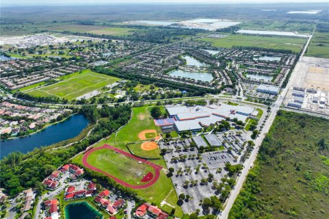 Adosado en venta en Homestead, Florida, 3 dormitorios, 138.24 m2 № 1979452 - foto 21