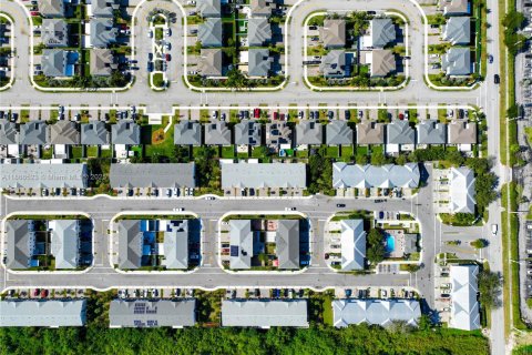 Adosado en venta en Homestead, Florida, 3 dormitorios, 138.24 m2 № 1979452 - foto 23