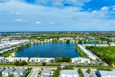 Adosado en venta en Homestead, Florida, 3 dormitorios, 138.24 m2 № 1979452 - foto 28