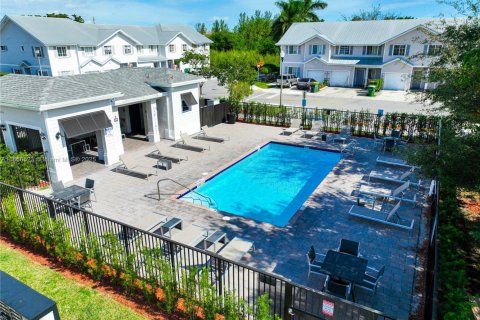Adosado en venta en Homestead, Florida, 3 dormitorios, 138.24 m2 № 1979452 - foto 4