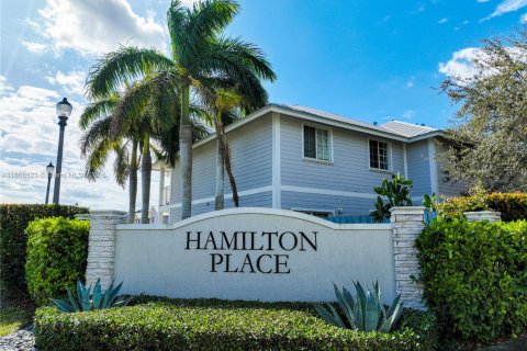 Adosado en venta en Homestead, Florida, 3 dormitorios, 138.24 m2 № 1979452 - foto 18