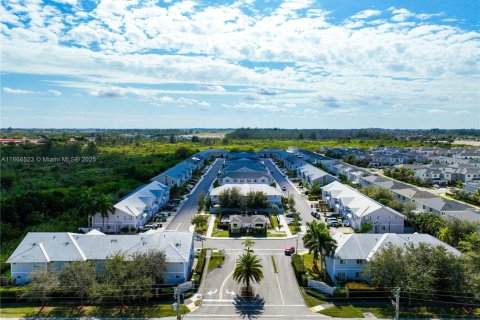 Adosado en venta en Homestead, Florida, 3 dormitorios, 138.24 m2 № 1979452 - foto 26