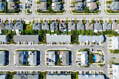 Adosado en venta en Homestead, Florida, 3 dormitorios, 138.24 m2 № 1979452 - foto 19