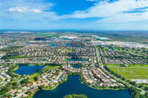 Adosado en venta en Homestead, Florida, 3 dormitorios, 138.24 m2 № 1979452 - foto 24