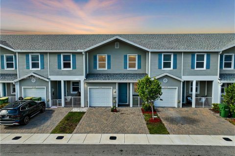 Adosado en venta en Homestead, Florida, 3 dormitorios, 138.24 m2 № 1979452 - foto 3