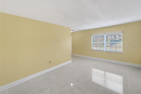 Copropriété à louer à Orlando, Floride: 2 chambres, 67.63 m2 № 1746516 - photo 4