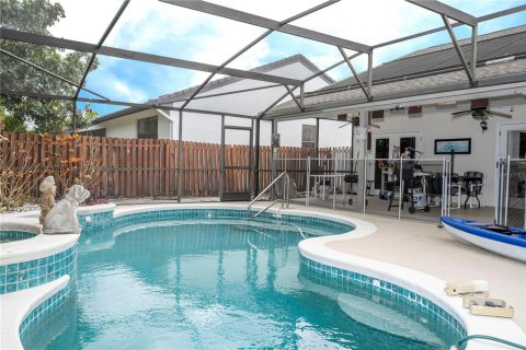 Casa en venta en Orlando, Florida, 4 dormitorios, 192.31 m2 № 2214070 - foto 17
