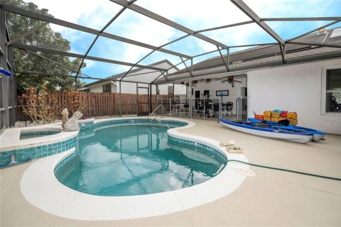 Casa en venta en Orlando, Florida, 4 dormitorios, 192.31 m2 № 2214070 - foto 16