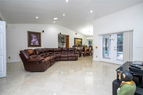 Casa en venta en Orlando, Florida, 4 dormitorios, 192.31 m2 № 2214070 - foto 30