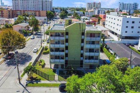 Condominio en venta en Miami, Florida, 1 dormitorio, 54.53 m2 № 1937463 - foto 13
