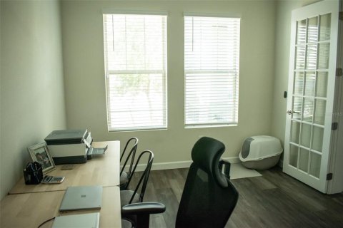 Casa en venta en Winter Springs, Florida, 5 dormitorios, 280.01 m2 № 1894220 - foto 8