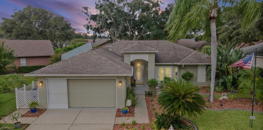 Villa ou maison à New Port Richey, Floride 2 chambres, 169.08 m2 № 2424335