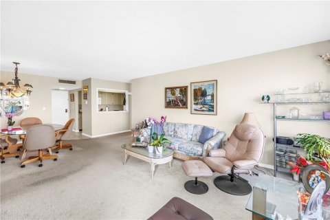 Copropriété à vendre à Saint Petersburg, Floride: 2 chambres, 109.16 m2 № 2135770 - photo 18