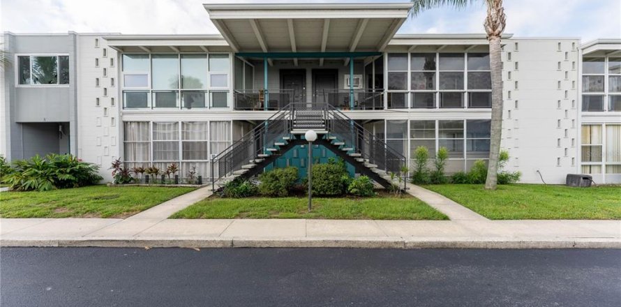 Condo in Winter Park, Florida, 2 bedrooms  № 2151652