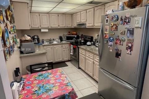 Купить кондоминиум в Майами, Флорида 3 спальни, 112.04м2, № 2028925 - фото 2