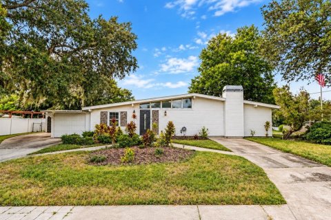 Casa en venta en Temple Terrace, Florida, 4 dormitorios, 182.83 m2 № 2384455 - foto 6