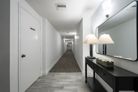 Купить кондоминиум в Бока-Ратон, Флорида 3 комнаты, 100.33м2, № 2147272 - фото 22