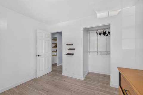 Adosado en venta en West Palm Beach, Florida, 2 dormitorios, 95.32 m2 № 2315733 - foto 23