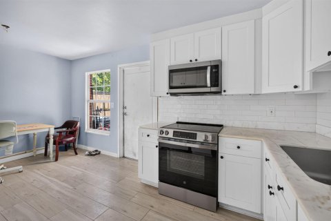 Adosado en venta en West Palm Beach, Florida, 2 dormitorios, 95.32 m2 № 2315733 - foto 14