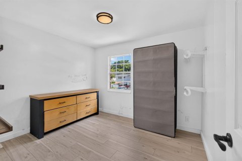 Adosado en venta en West Palm Beach, Florida, 2 dormitorios, 95.32 m2 № 2315733 - foto 24