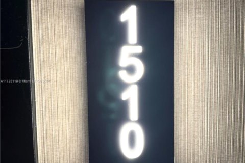 Купить кондоминиум в Майами, Флорида 1 спальня, 47.29м2, № 2089129 - фото 15