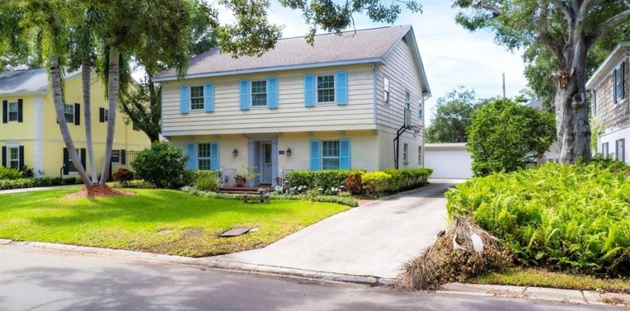 Villa ou maison à Tampa, Floride 4 chambres, 226.31 m2 № 1820811