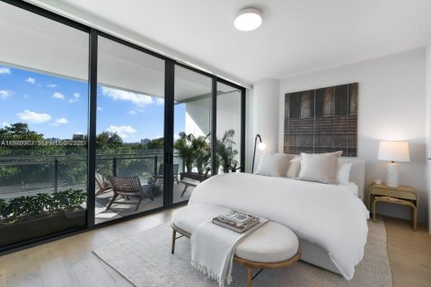 Condo in Miami Beach, Florida, 2 bedrooms  № 2078945 - photo 9