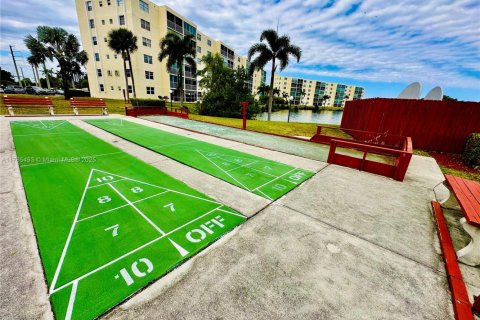 Condominio en venta en Dania Beach, Florida, 2 dormitorios, 110.55 m2 № 1705234 - foto 22