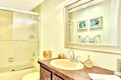 Condominio en venta en Dania Beach, Florida, 2 dormitorios, 110.55 m2 № 1705234 - foto 13