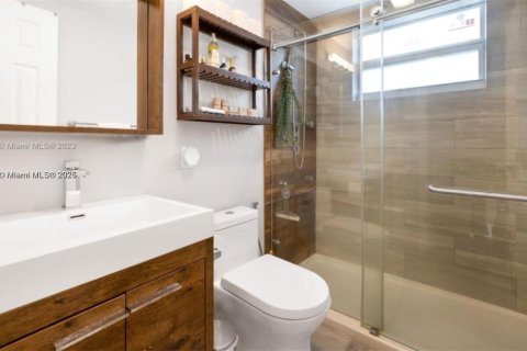 Снять в аренду кондоминиум в Майами-Бич, Флорида 39.95м2, № 1950294 - фото 7