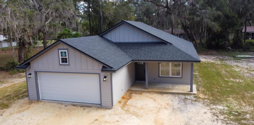 Villa ou maison à Melrose, Floride 3 chambres, 127.37 m2 № 807193