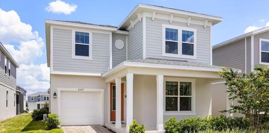House in Kissimmee, Florida 8 bedrooms, 277.5 sq.m. № 2226583