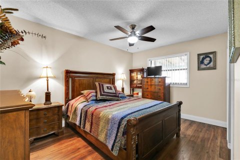 House in Orlando, Florida 3 bedrooms, 167.22 sq.m. № 1818976 - photo 15