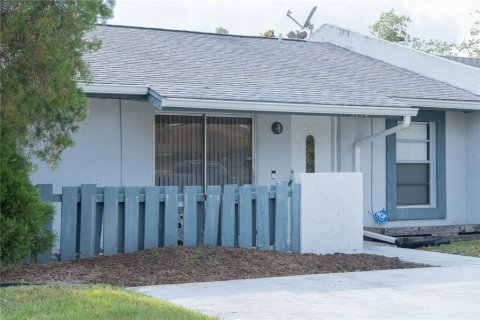 Touwnhouse à vendre à Orlando, Floride: 3 chambres, 100.8 m2 № 1725138 - photo 1