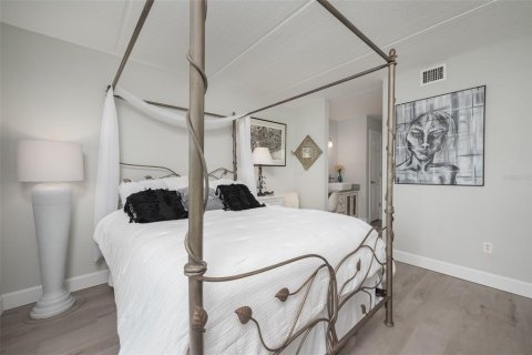 Copropriété à louer à Sarasota, Floride: 1 chambre, 70.23 m2 № 2167394 - photo 16