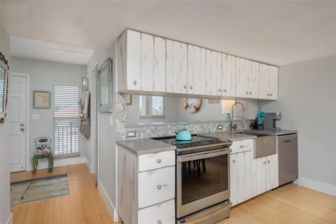 Copropriété à louer à Sarasota, Floride: 1 chambre, 70.23 m2 № 2167394 - photo 12