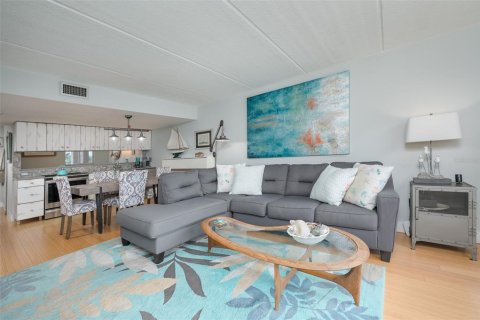 Copropriété à louer à Sarasota, Floride: 1 chambre, 70.23 m2 № 2167394 - photo 8