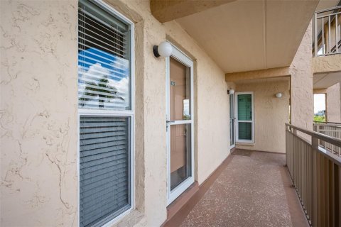 Copropriété à louer à Sarasota, Floride: 1 chambre, 70.23 m2 № 2167394 - photo 2