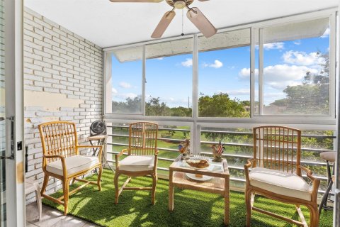 Condo in Davie, Florida, 2 bedrooms № 2078117
