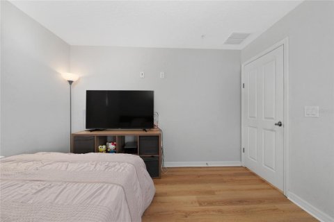 Townhouse in Orlando, Florida 3 bedrooms, 143.91 sq.m. № 2224329 - photo 23