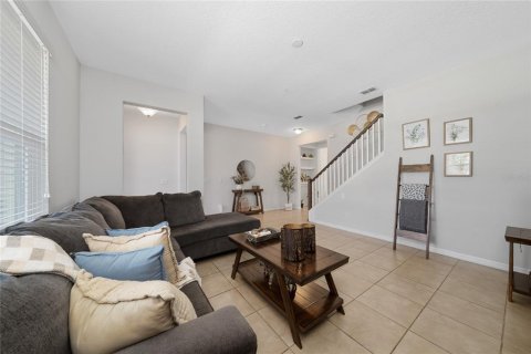 Townhouse in Orlando, Florida 3 bedrooms, 143.91 sq.m. № 2224329 - photo 8