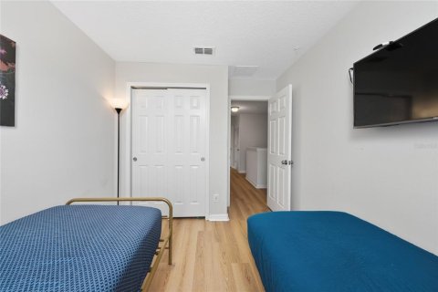 Townhouse in Orlando, Florida 3 bedrooms, 143.91 sq.m. № 2224329 - photo 21