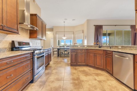 House in Winter Garden, Florida 6 bedrooms, 364.36 sq.m. № 1649191 - photo 19