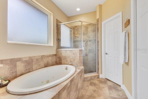 House in Winter Garden, Florida 6 bedrooms, 364.36 sq.m. № 1649191 - photo 30