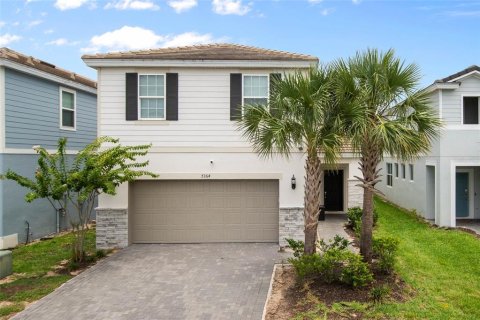 House in Davenport, Florida 5 bedrooms, 250.84 sq.m. № 2118473 - photo 2
