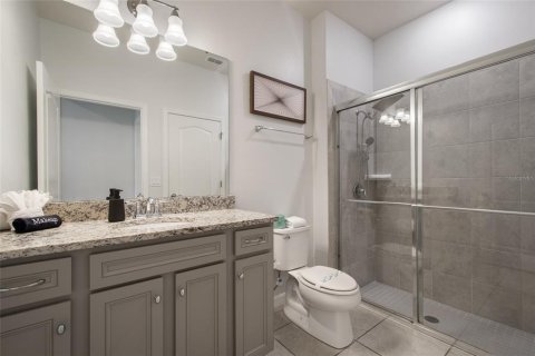 House in Davenport, Florida 5 bedrooms, 250.84 sq.m. № 2118473 - photo 19