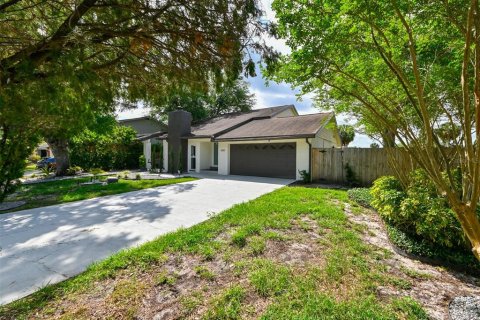 House in Tampa, Florida 3 bedrooms, 168.9 sq.m. № 1639941 - photo 3