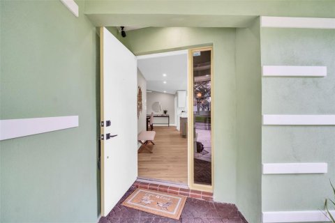 Casa en venta en Dunedin, Florida, 4 dormitorios, 185.8 m2 № 1917821 - foto 3