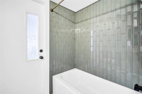 Casa en venta en Dunedin, Florida, 4 dormitorios, 185.8 m2 № 1917821 - foto 28